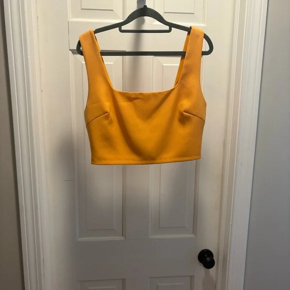 Lulu's Mustard Yellow Crop Top - Picture 3 of 4